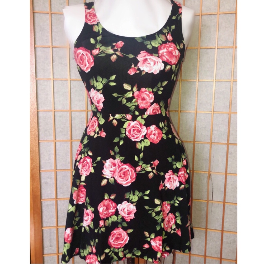 Forever 21 Floral Print Skater Dress